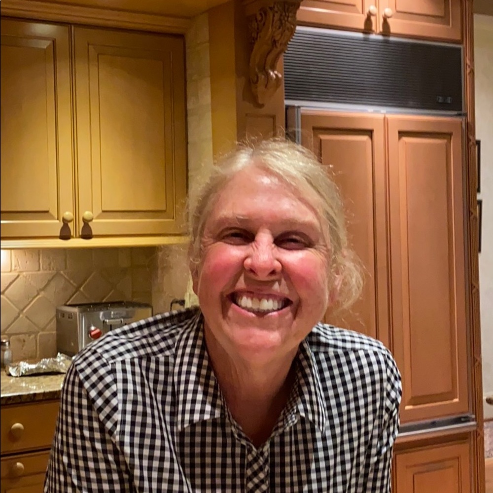 Meet your Posher, Debbie